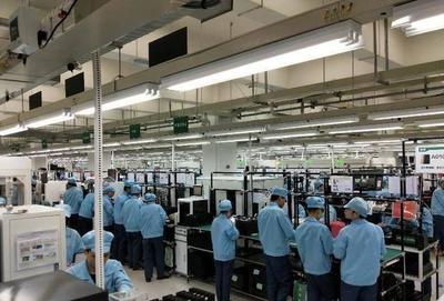 互聯網品牌扎堆線下渠道，卻為何還是干不過OPPO？